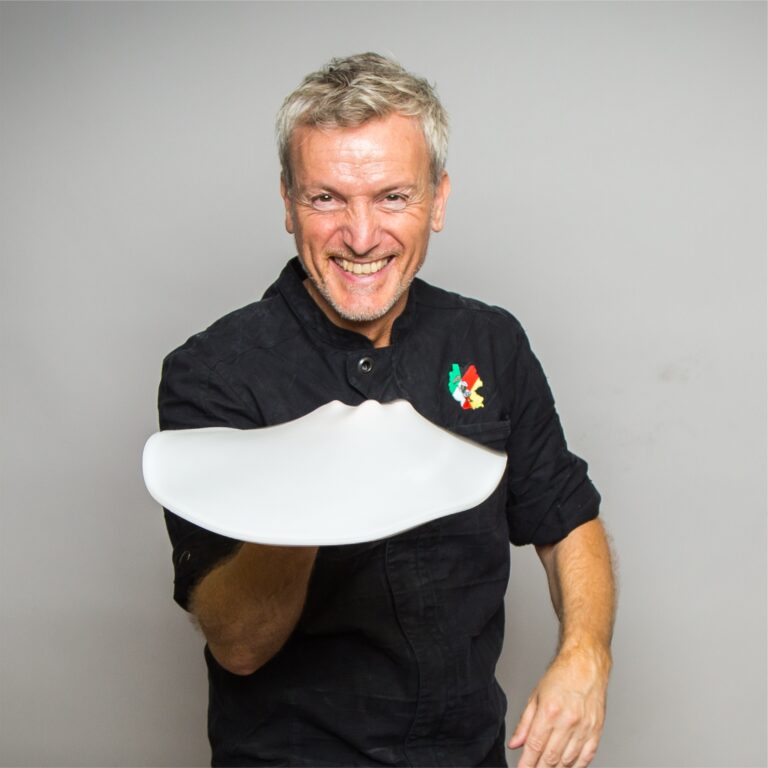 Die Magie der Pizza-Akrobatik: Techniken, Geschichte und der Gummipizza