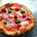 Pizza kreiert von einem Hobby-Pizzabäcker Mitglied der Facebook-Gruppe