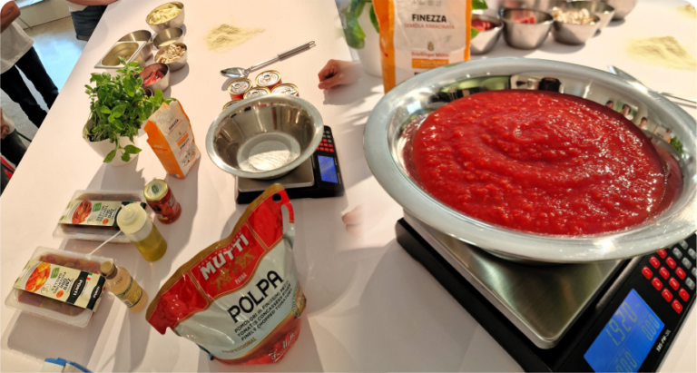 Original italienische Tomatensauce im Pizzakurs selbst herstellen