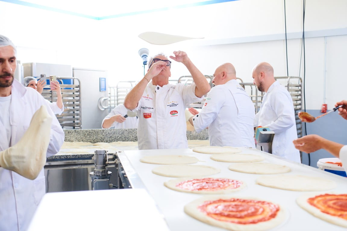 TK-Pizzaböden für die Gastronomie PizzAlta SebOtto _MMP_1608 TK-Pizzaböden für die Gastronomie PizzAlta SebOtto