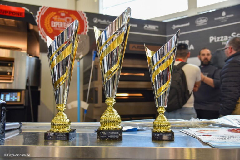 2010: Meisterschaft der Pizzabäcker auf der Messe Mediterraneo in Wiesbaden
