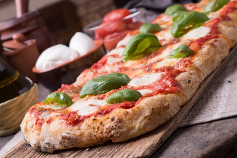 Pizza in teglia con La Farina 14 nel forno di casa