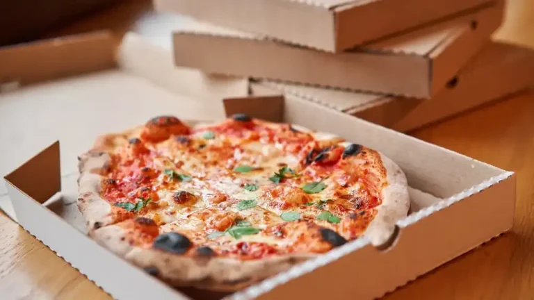Pizza-Vergleichstest: Frisch, Lieferservice oder Tiefkühl